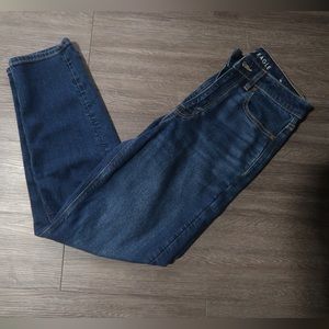 NWOT American Eagle Mom Jean